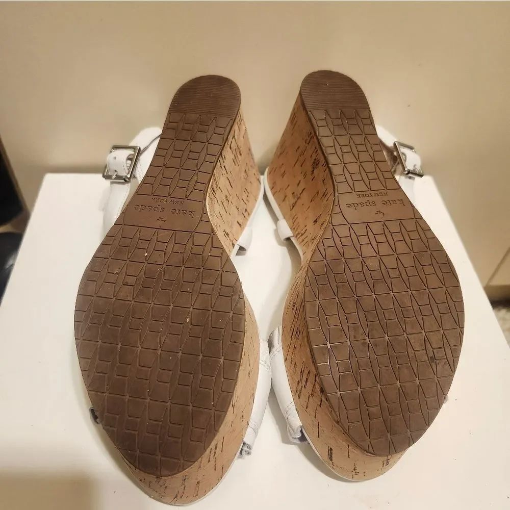 Kate Spade "Tomas" White Leather Ruffle Trim Cork Platform Sandals Sz.7.5 $235 - Picture 7 of 7